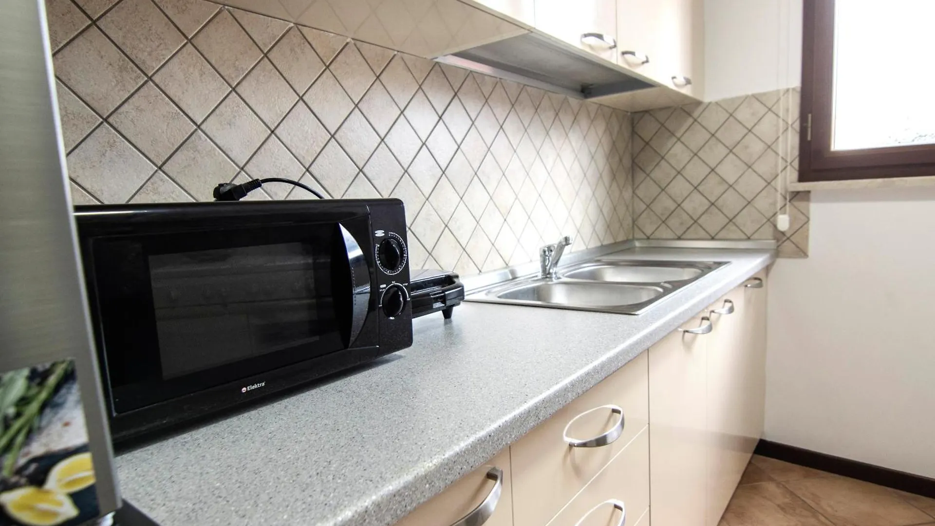 Urban Oasis Tirana Center Apartment